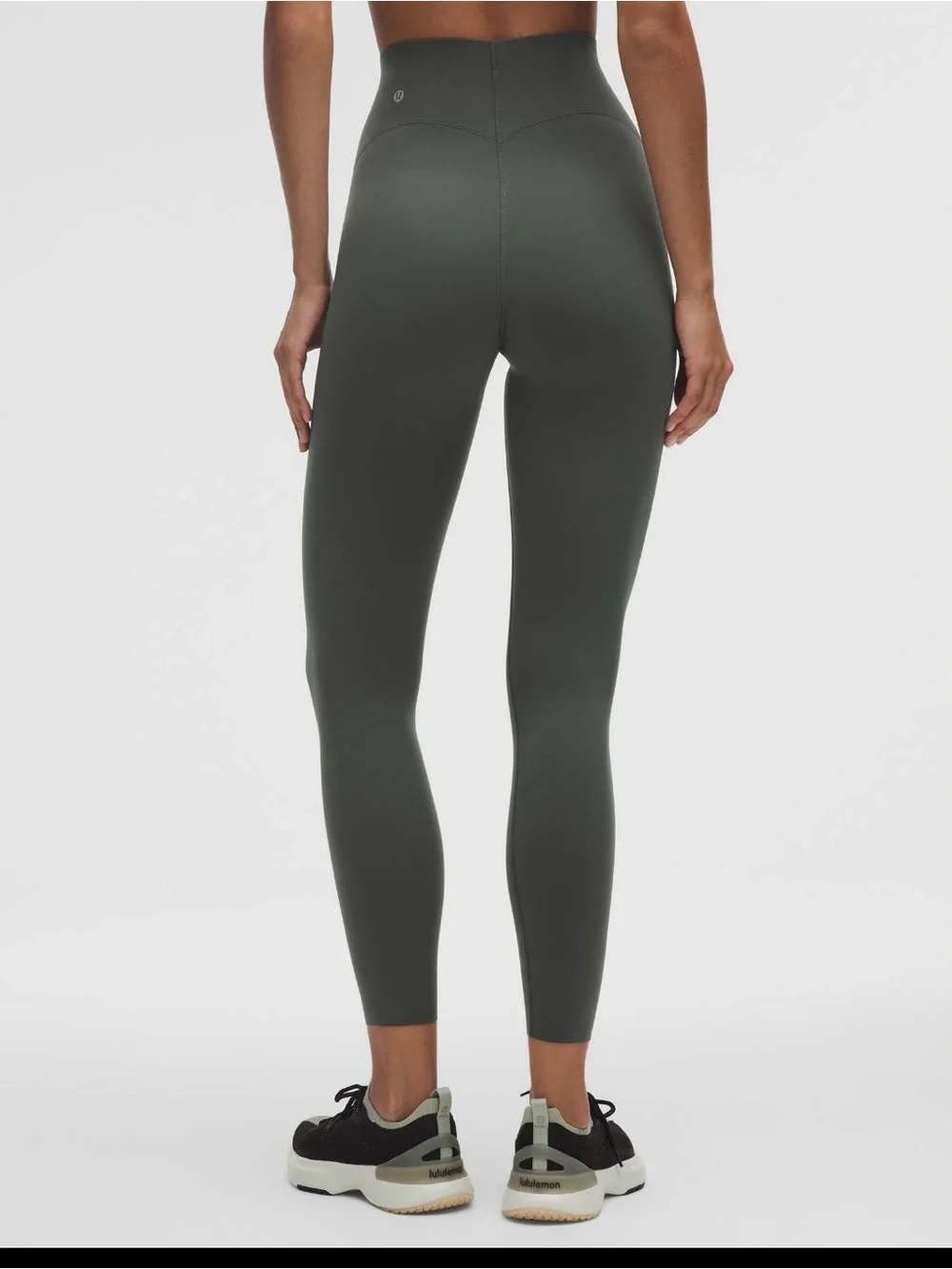 Lululemon Glow Up SHR Tight 25” in Palm Deco | Size 4